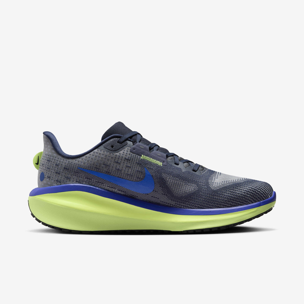 Vomero 17 Dark Obsidian Volt