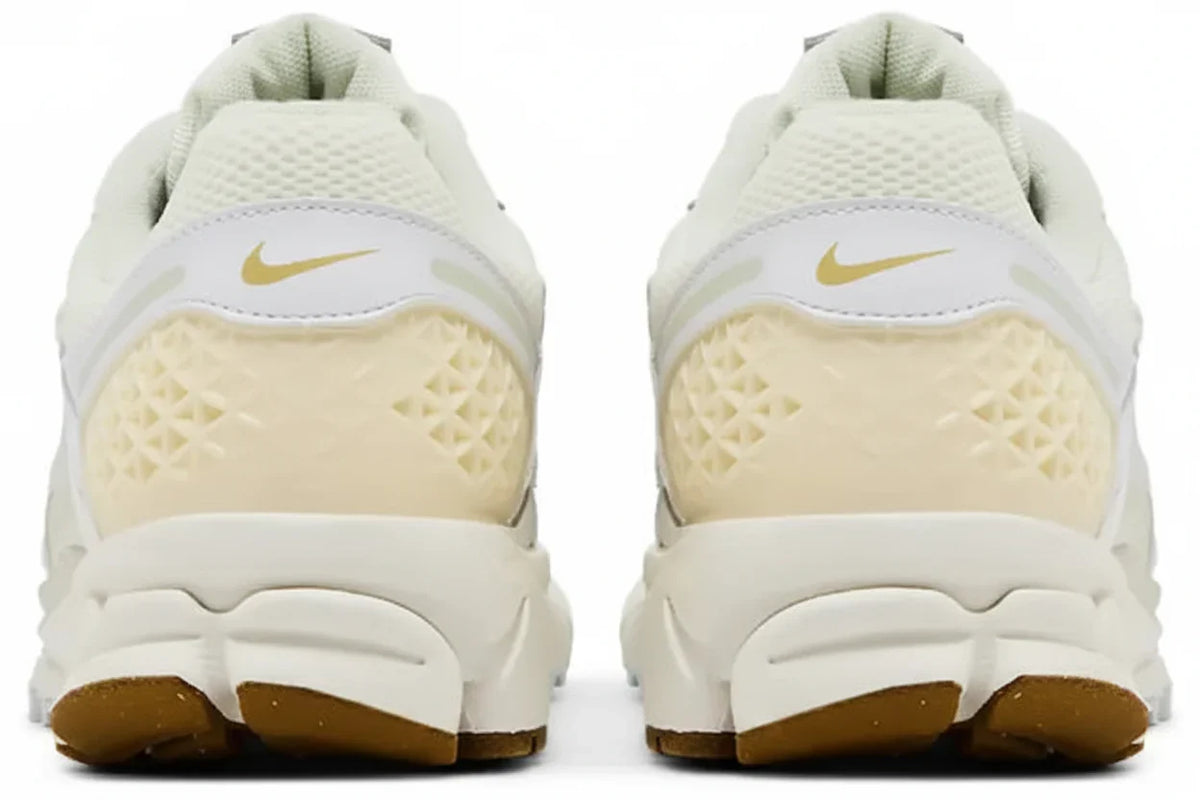 Wmns Air Zoom Vomero 5 'Sail Buff Gold'