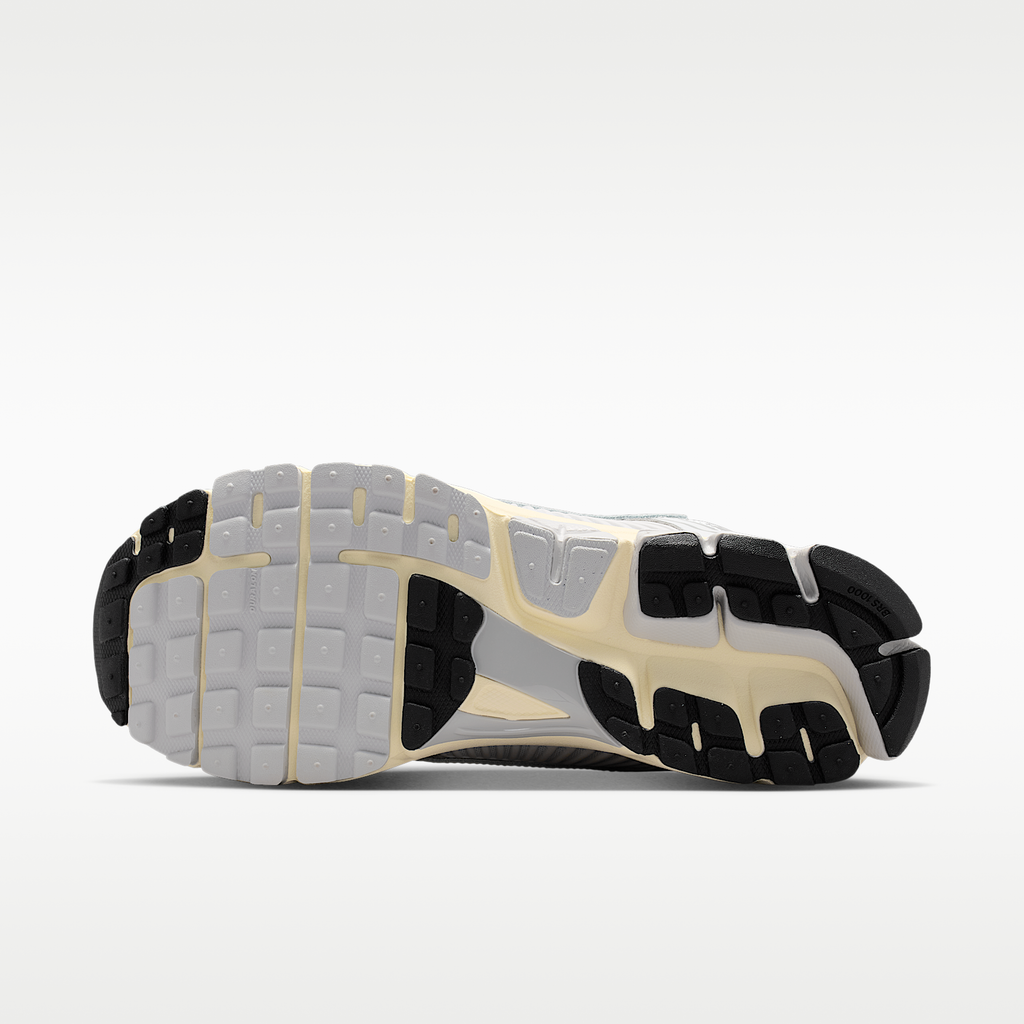 Zoom Vomero 5 Grey Fog Chrome