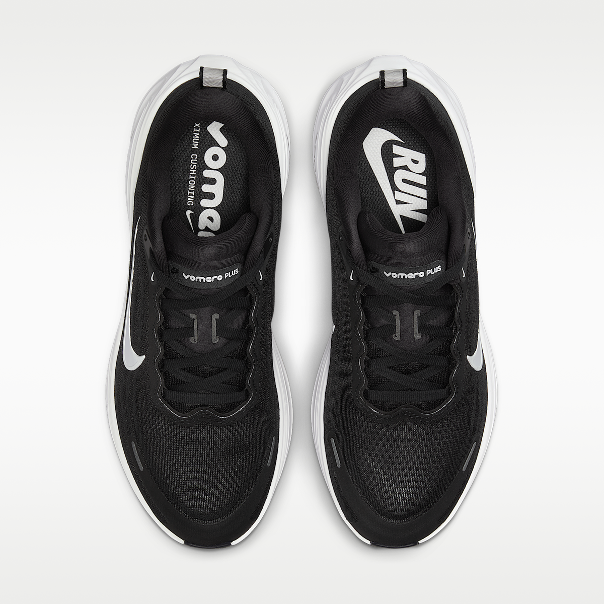 Vomero Plus Black/White