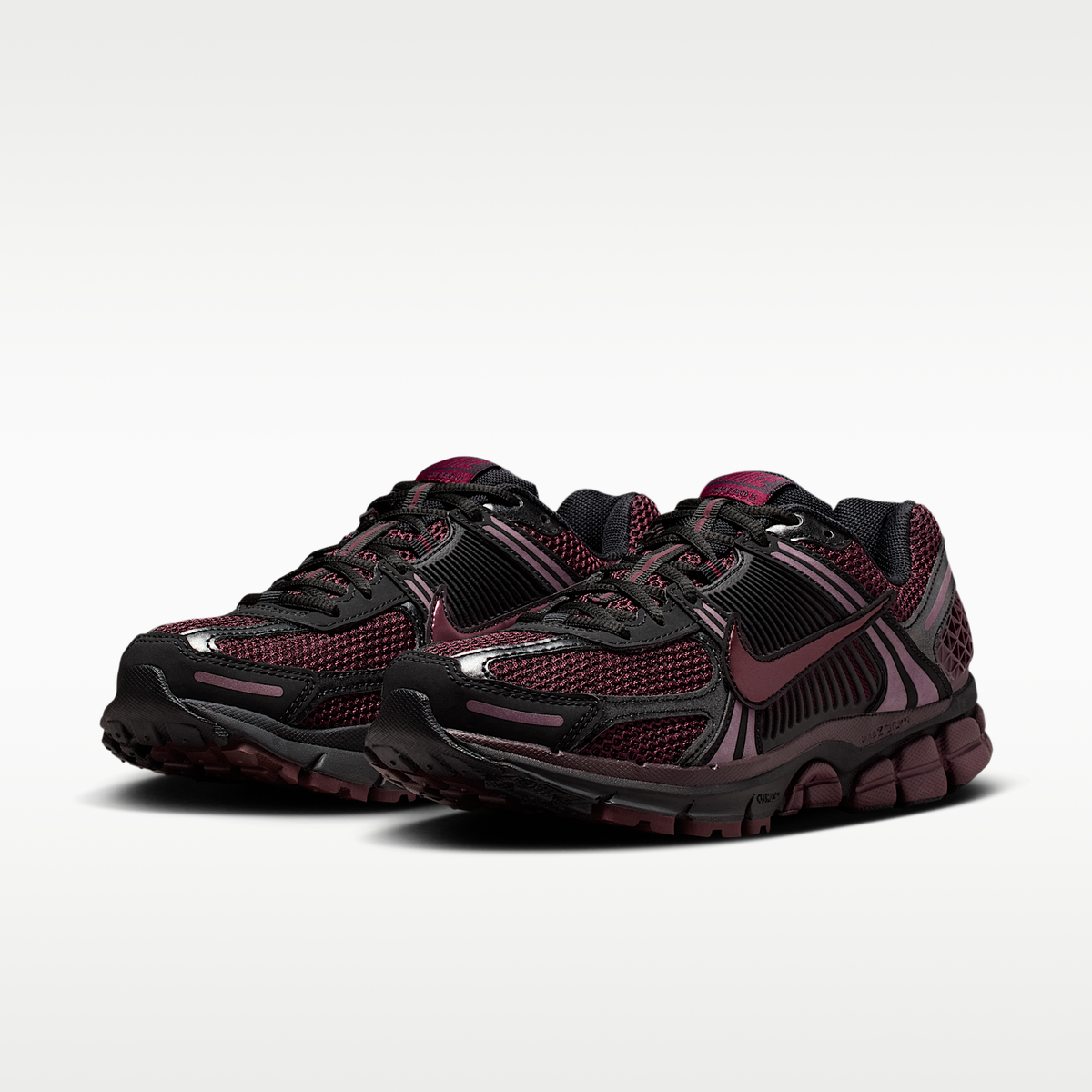 Zoom Vomero 5 Black / Burgundy Crush