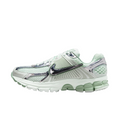 Zoom Vomero 5 Barely Green